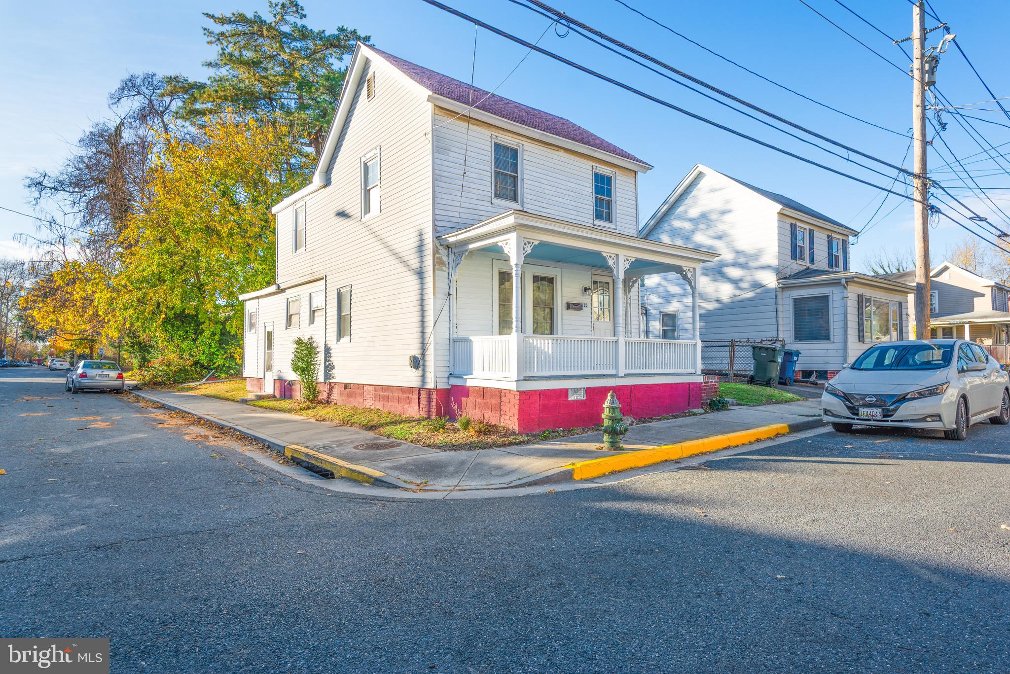 125 S HIGGINS STREET