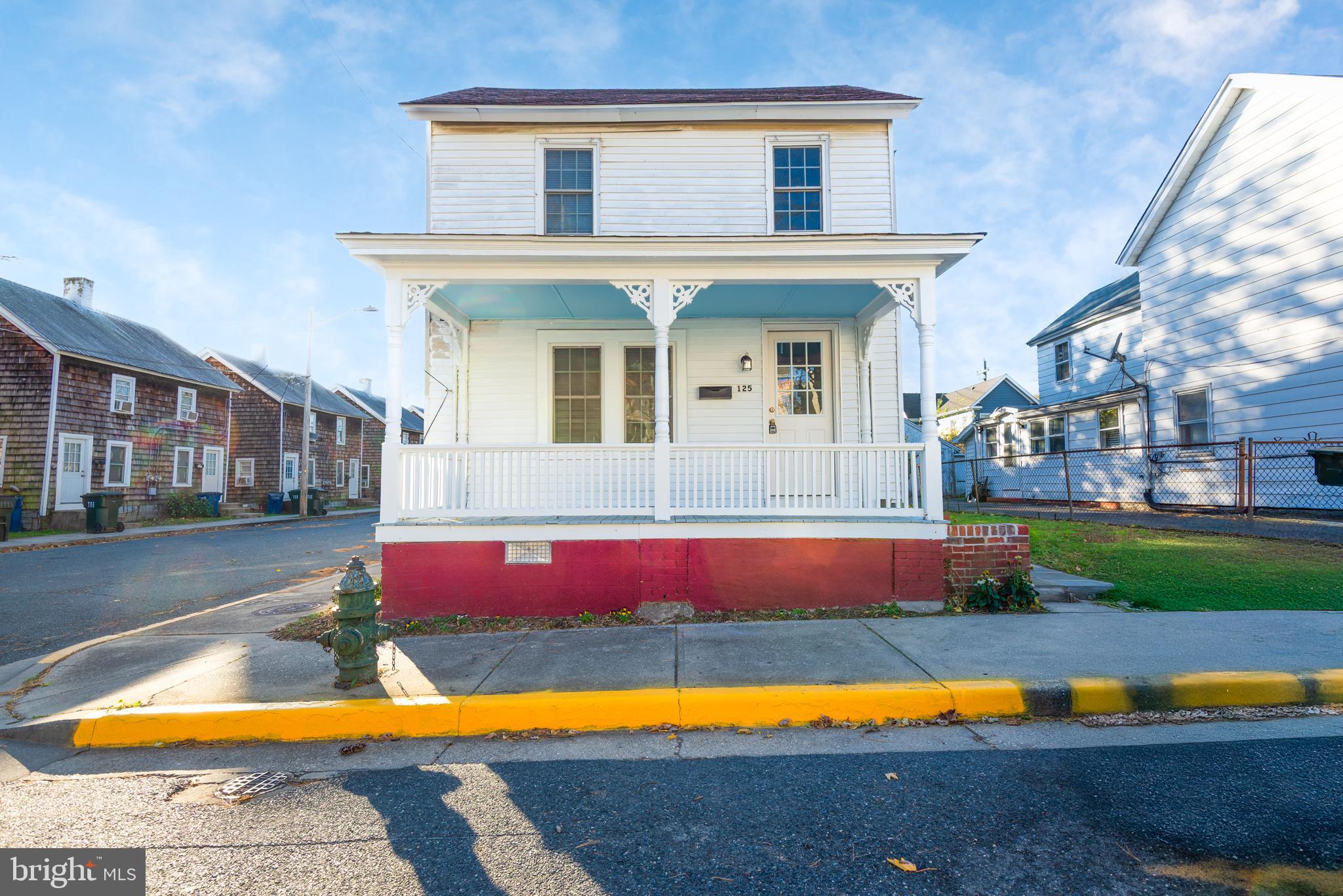 125 S HIGGINS STREET