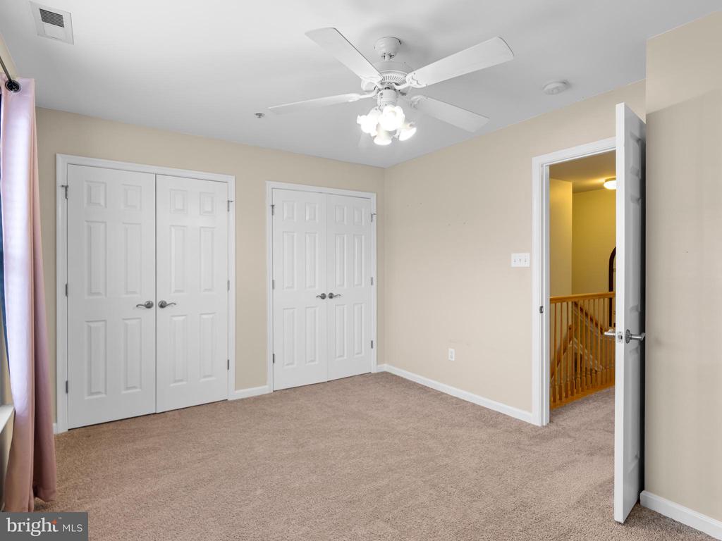 406 BETHUNE DRIVE