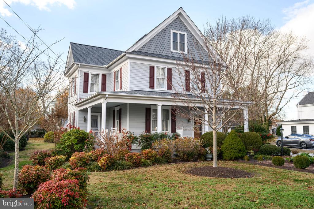 3962 MAIN STREET