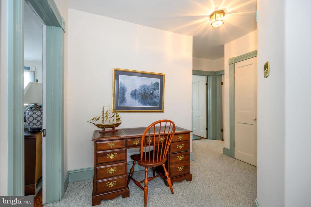 3962 MAIN STREET