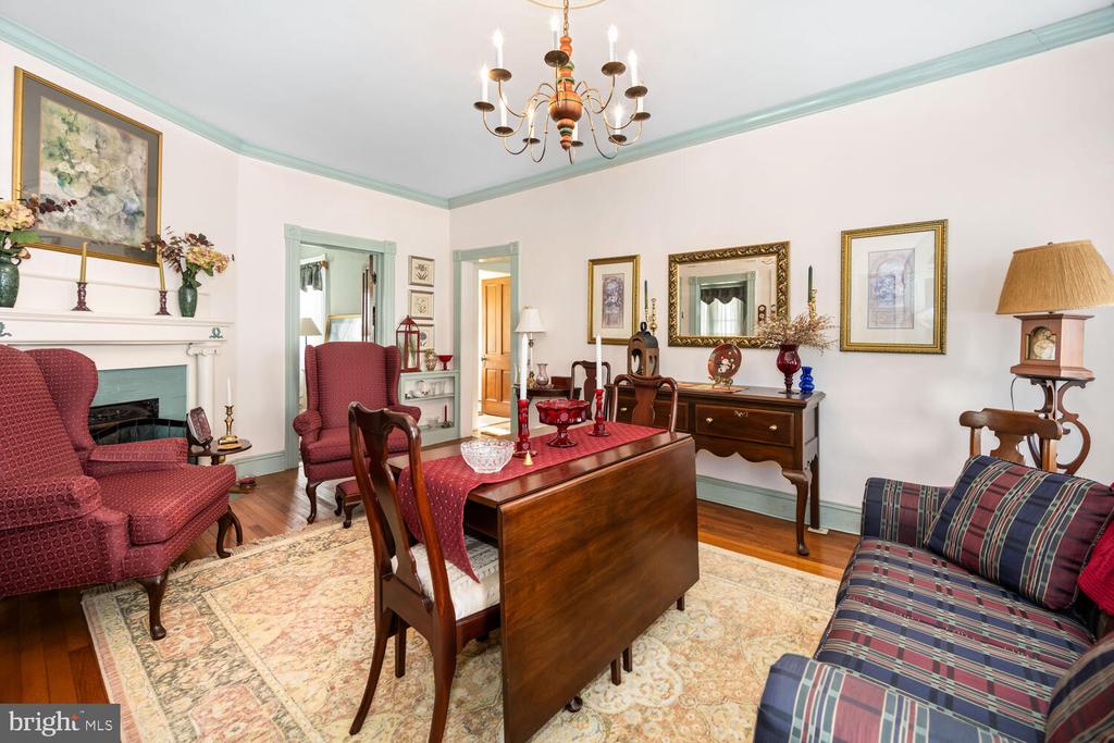 3962 MAIN STREET