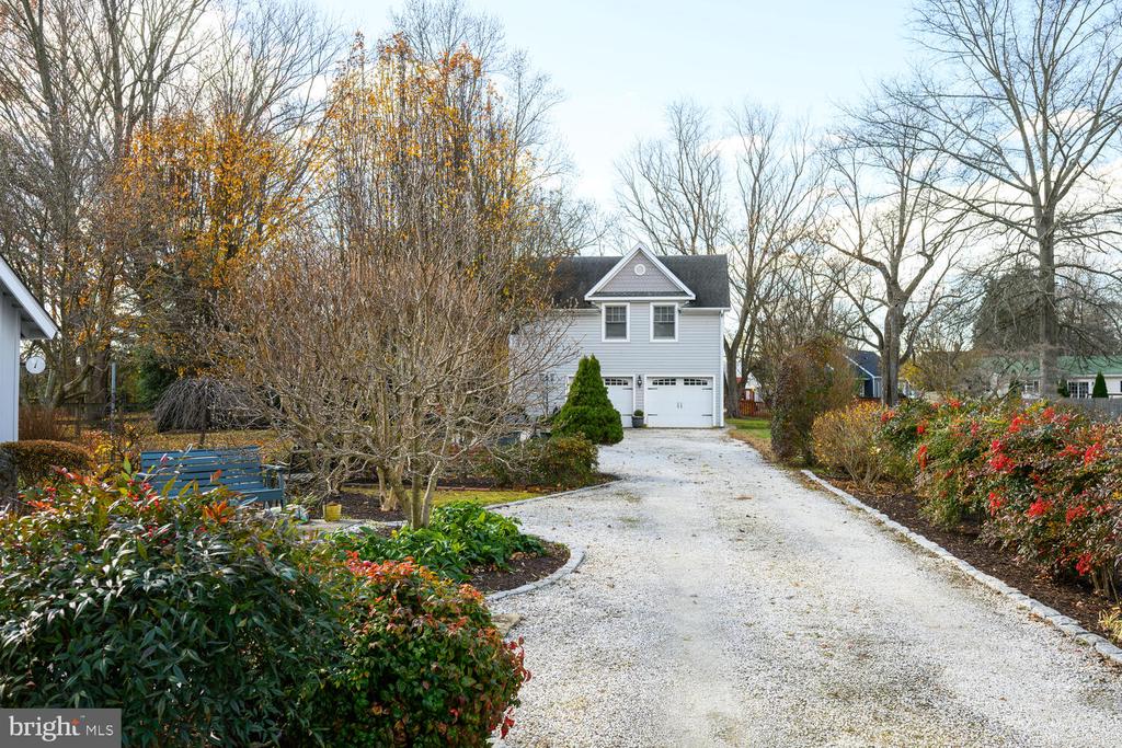 3962 MAIN STREET