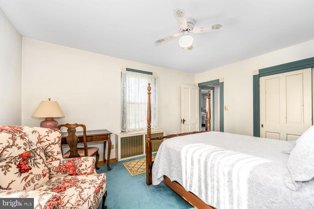 3962 MAIN STREET