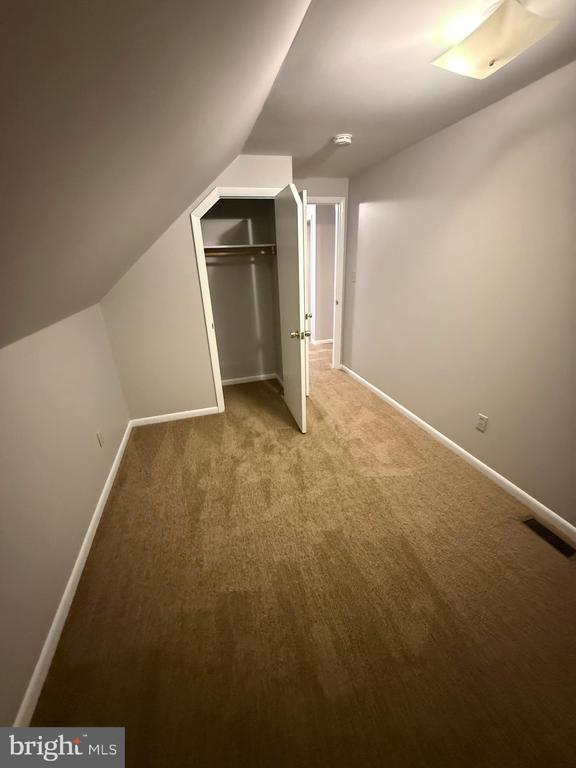 3830 SEYMOUR DRIVE