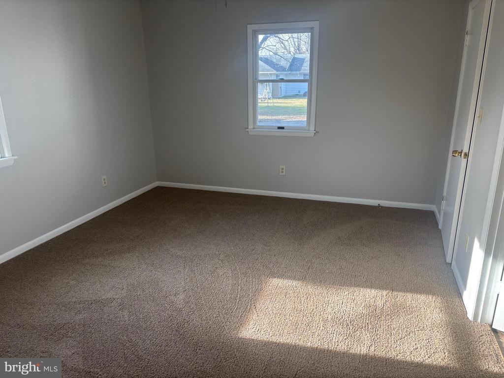 3830 SEYMOUR DRIVE
