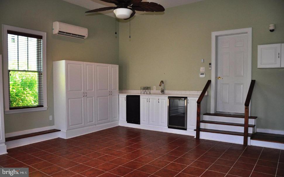 8095 N FORK BOULEVARD