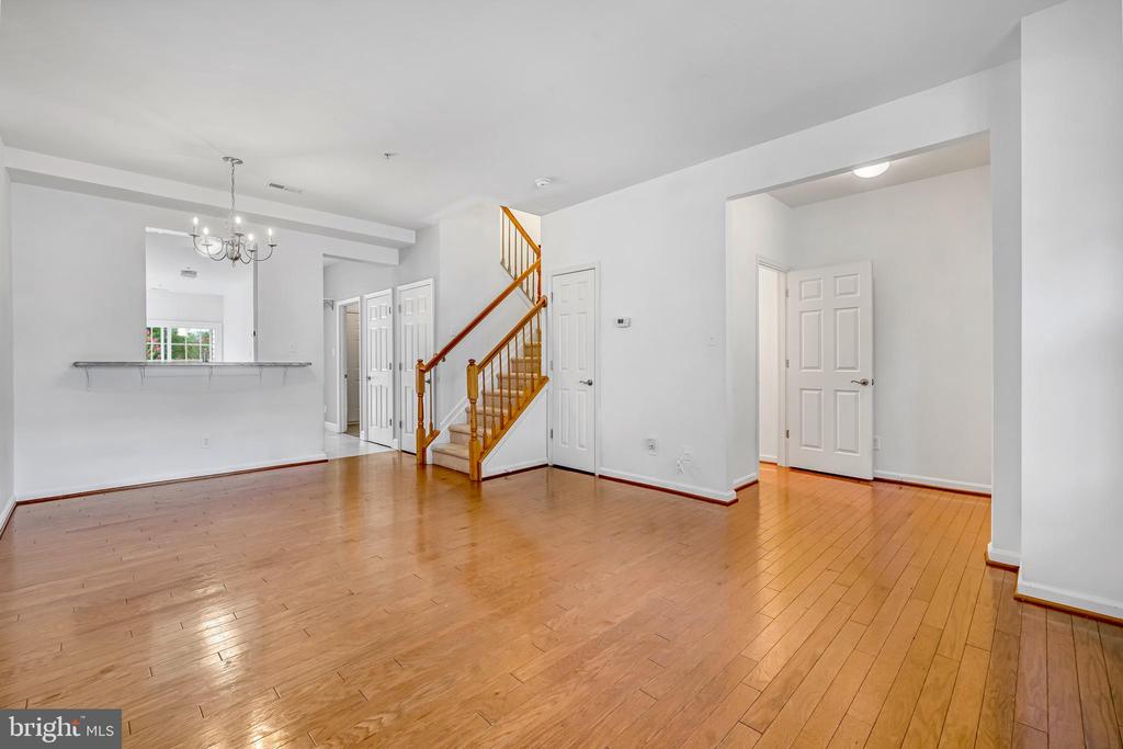 304 WHEATLEY DRIVE