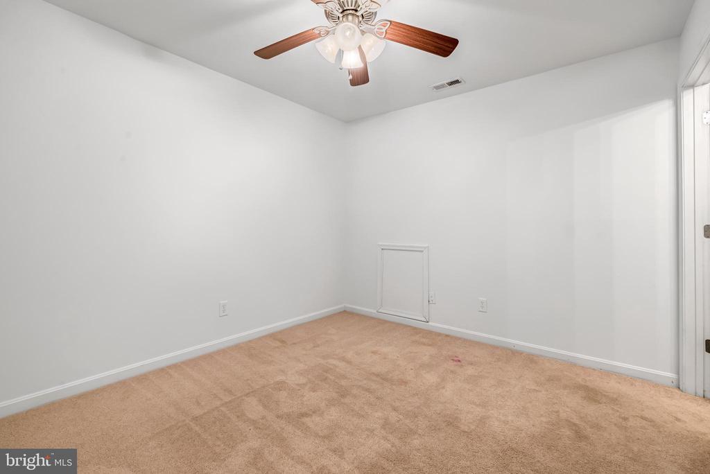 304 WHEATLEY DRIVE