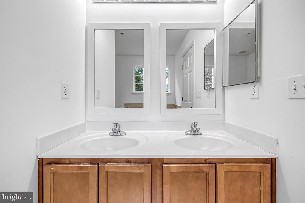 304 WHEATLEY DRIVE