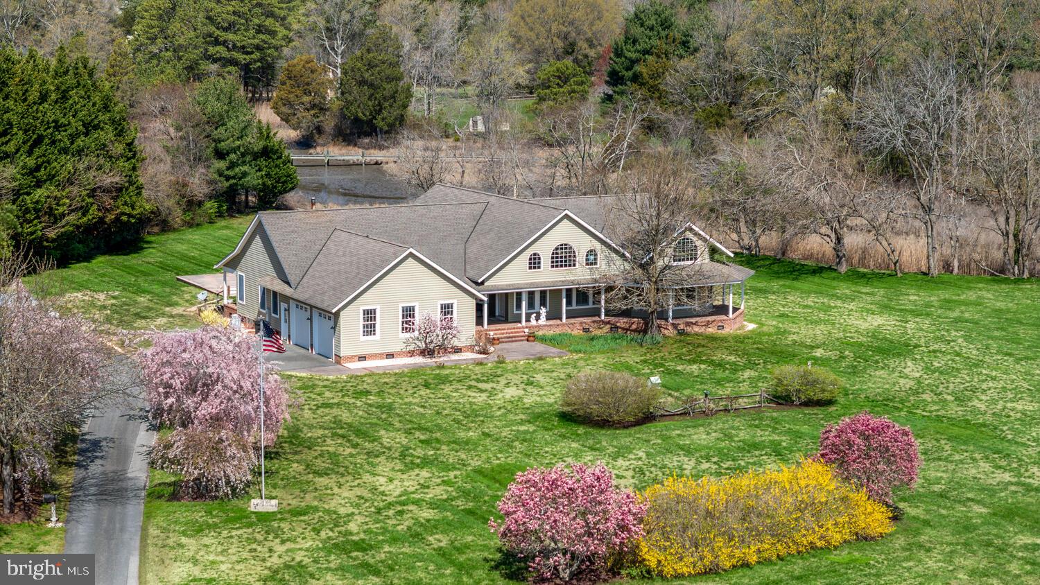 7605 PENDLETON FARM LANE