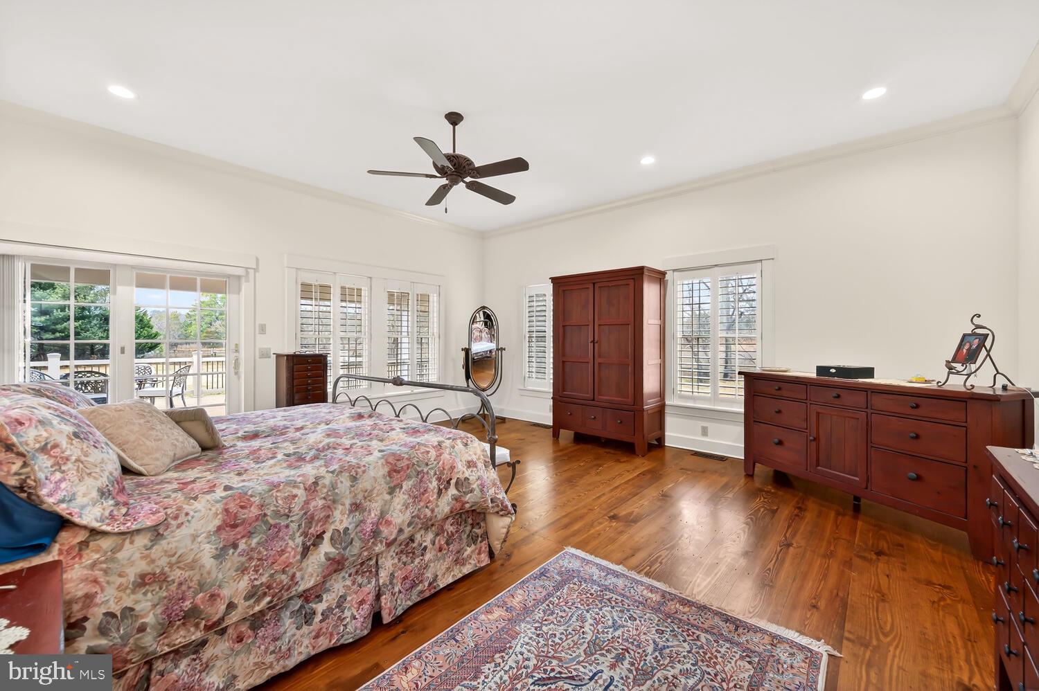 7605 PENDLETON FARM LANE