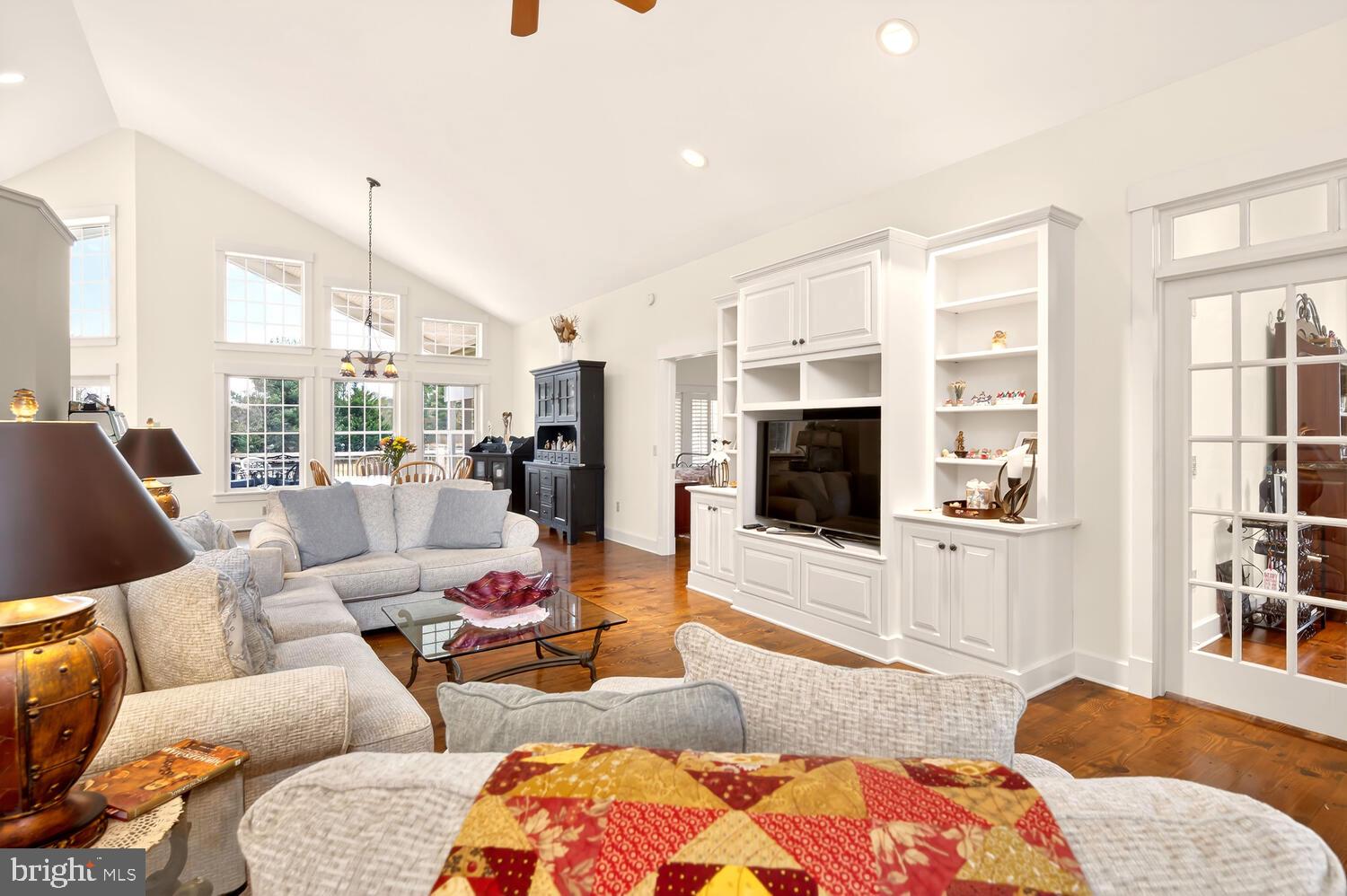 7605 PENDLETON FARM LANE