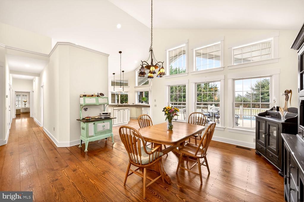 7605 PENDLETON FARM LANE