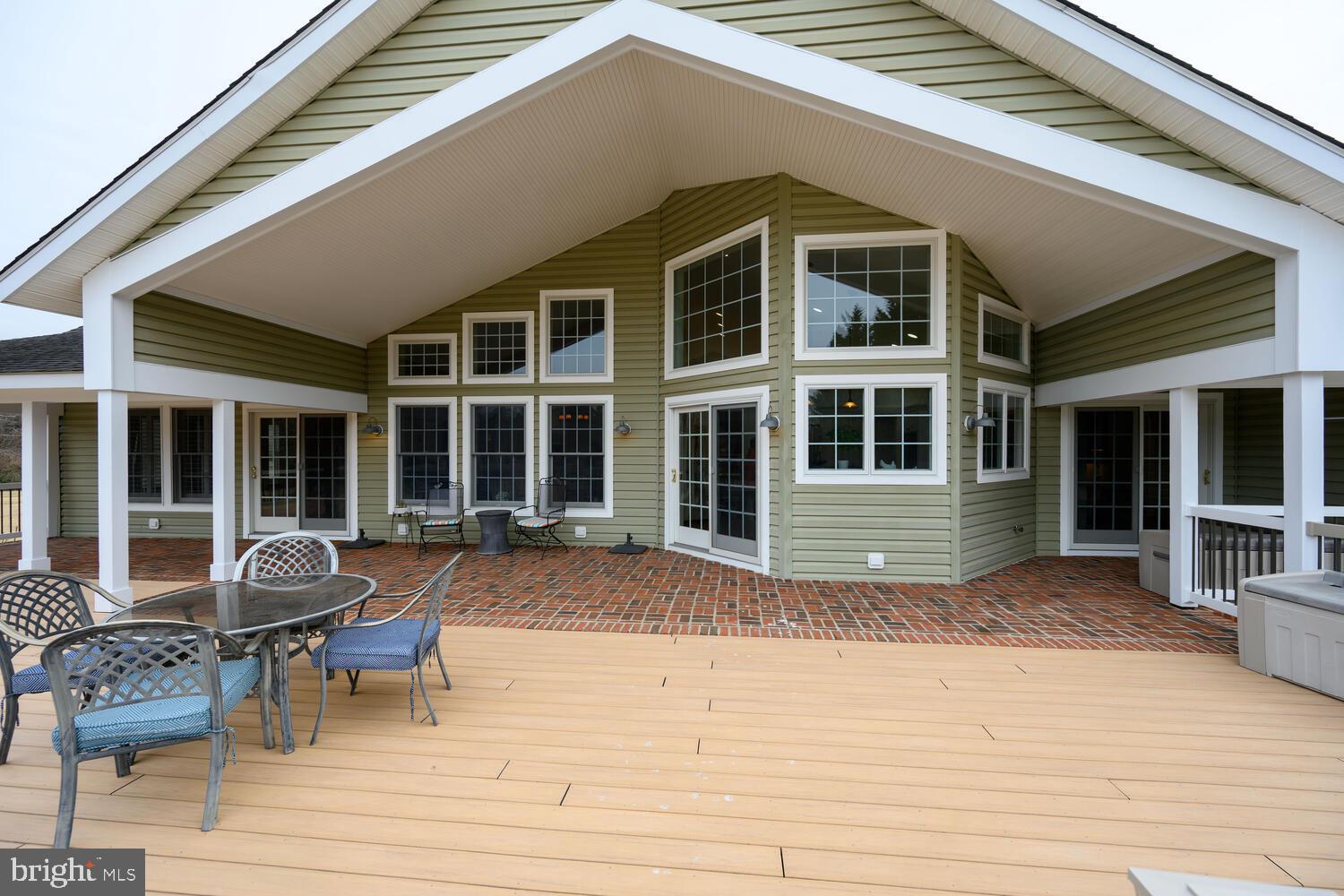 7605 PENDLETON FARM LANE