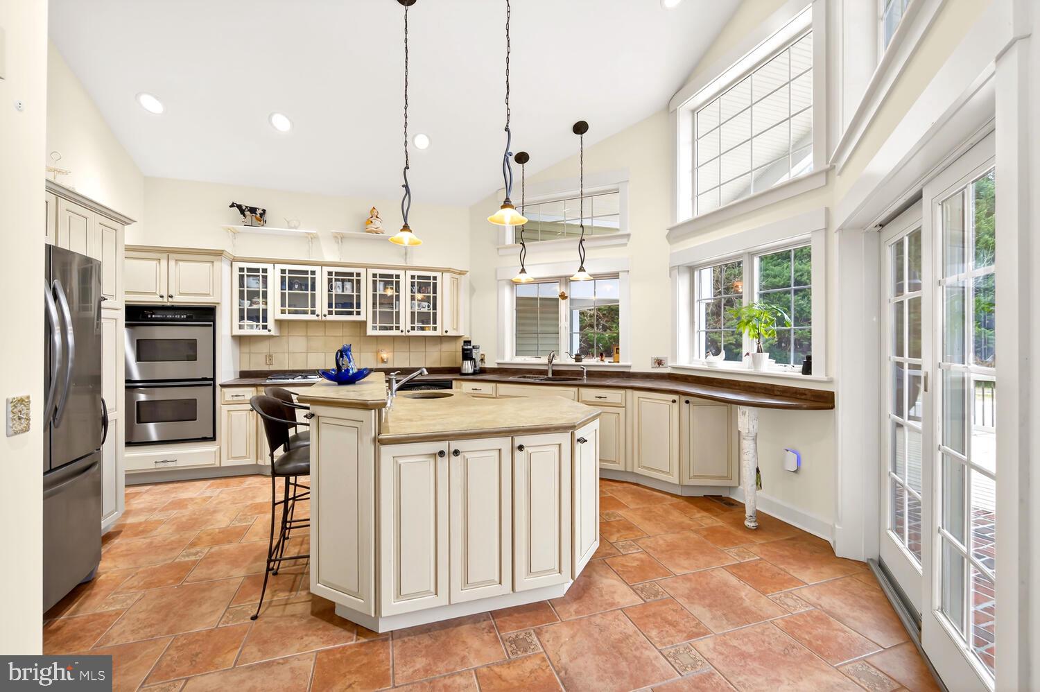 7605 PENDLETON FARM LANE