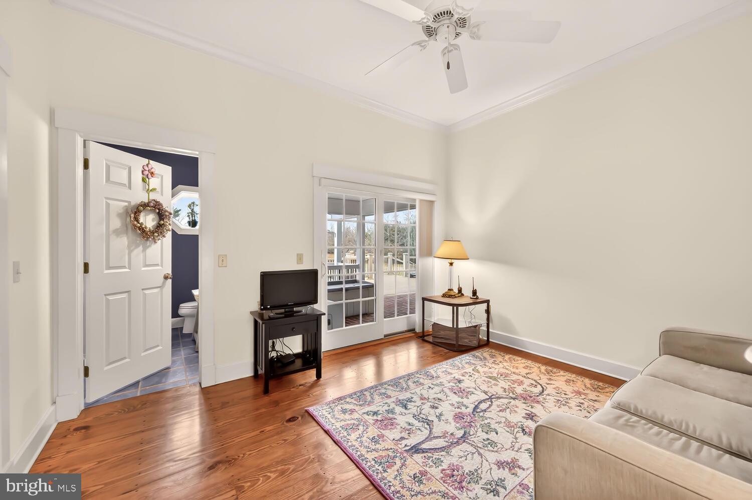 7605 PENDLETON FARM LANE