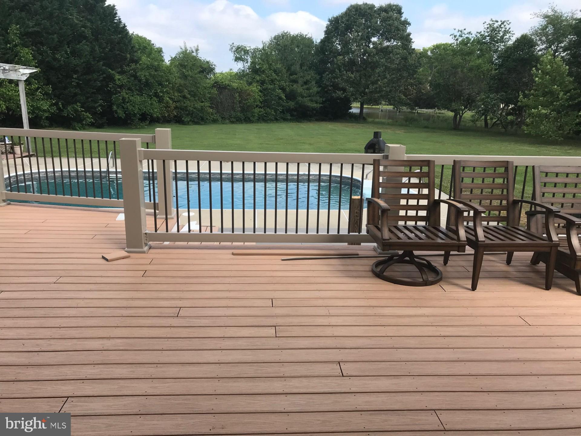 7605 PENDLETON FARM LANE