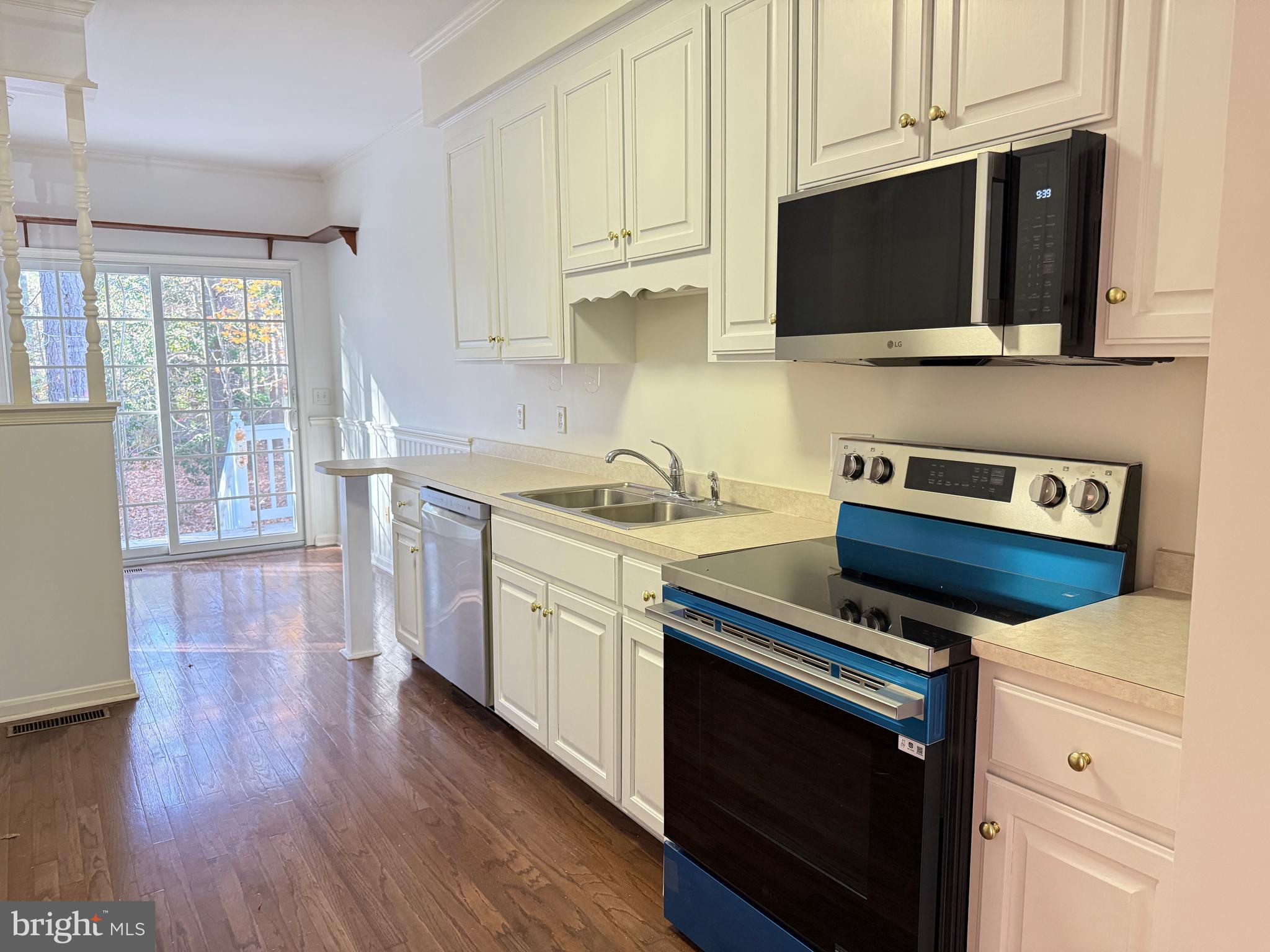 28483 PINEHURST CIRCLE