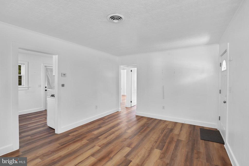 15 SYCAMORE AVENUE