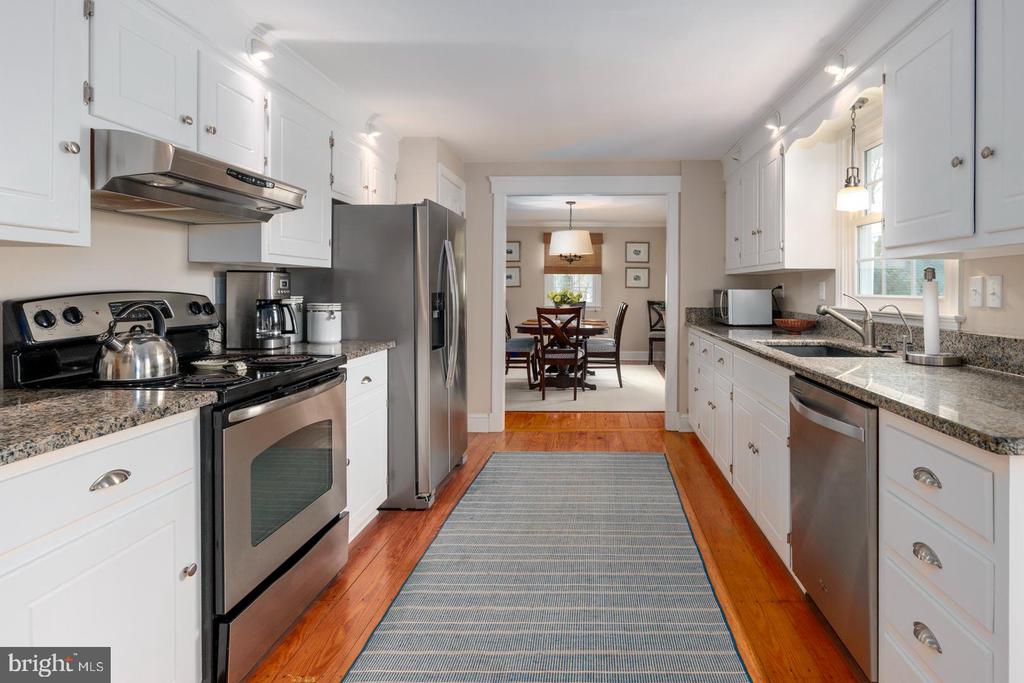 203 MULBERRY