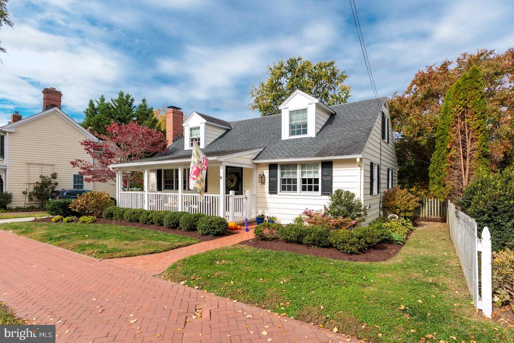 203 MULBERRY