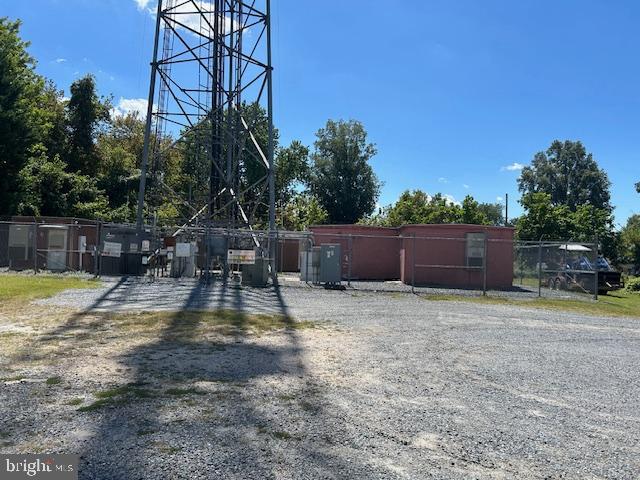 402 BROOKLETTS AVENUE