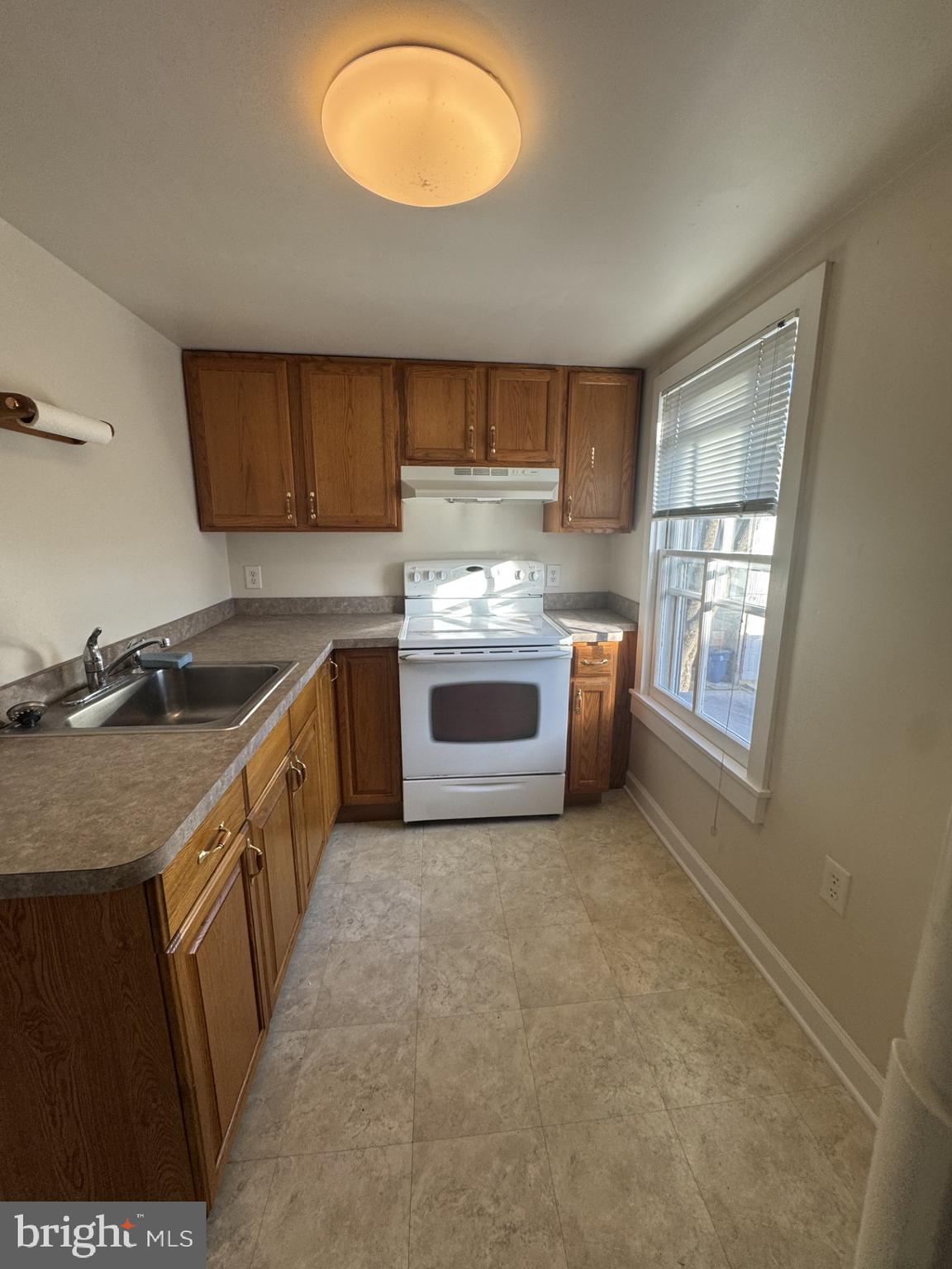 412 GOLDSBOROUGH STREET B