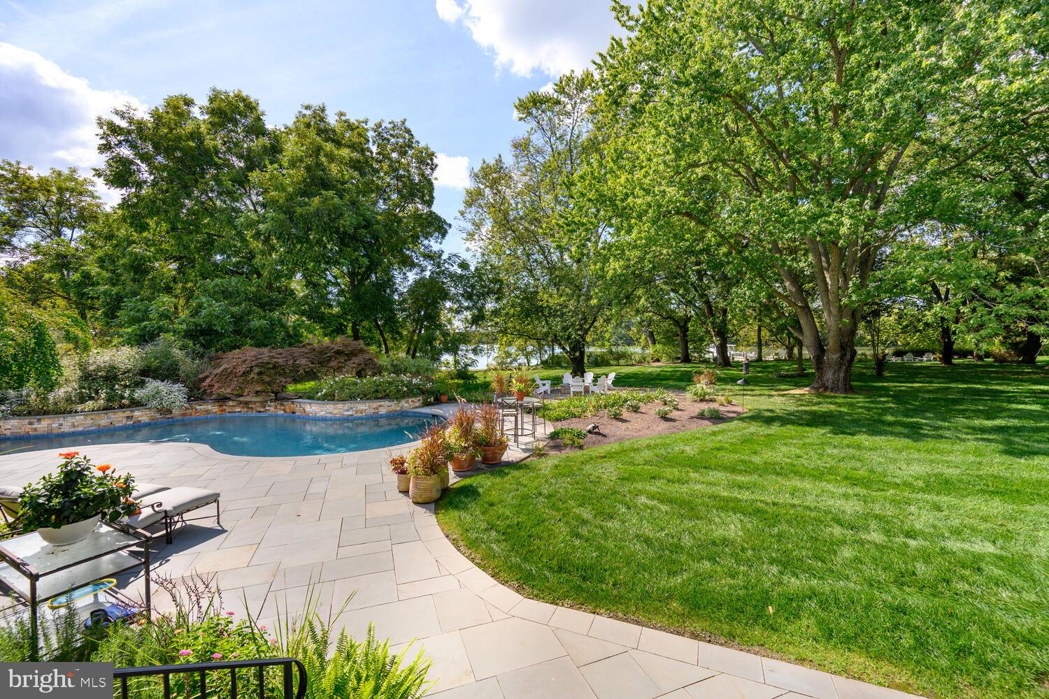 7508 COOPER POINT ROAD