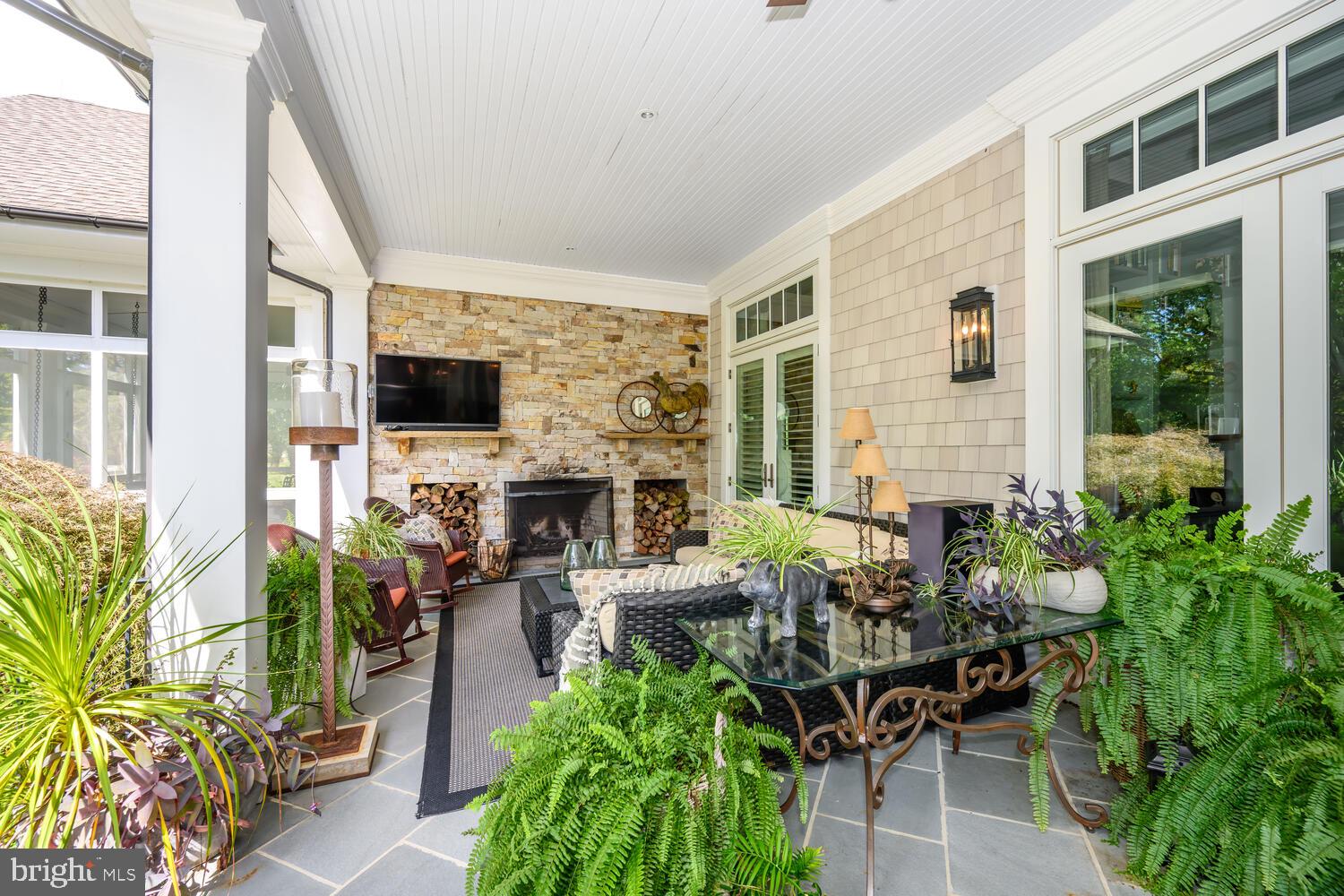 7508 COOPER POINT ROAD