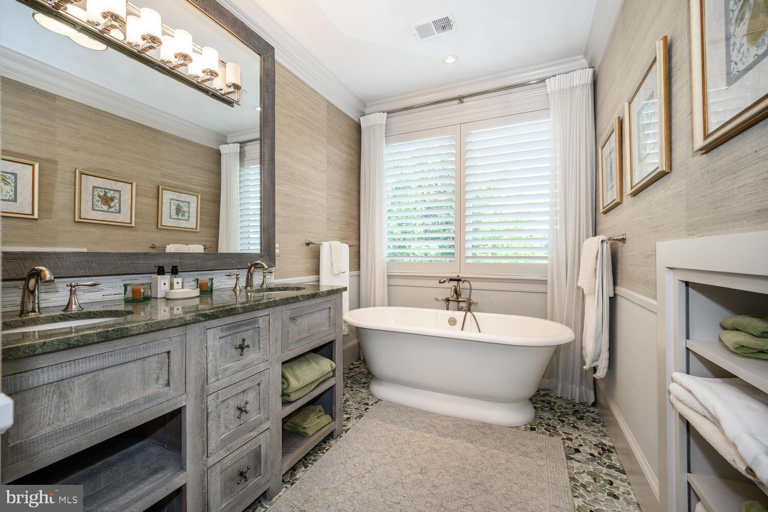 7508 COOPER POINT ROAD