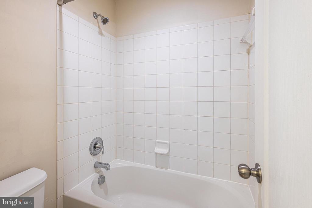29181 SUPERIOR CIRCLE