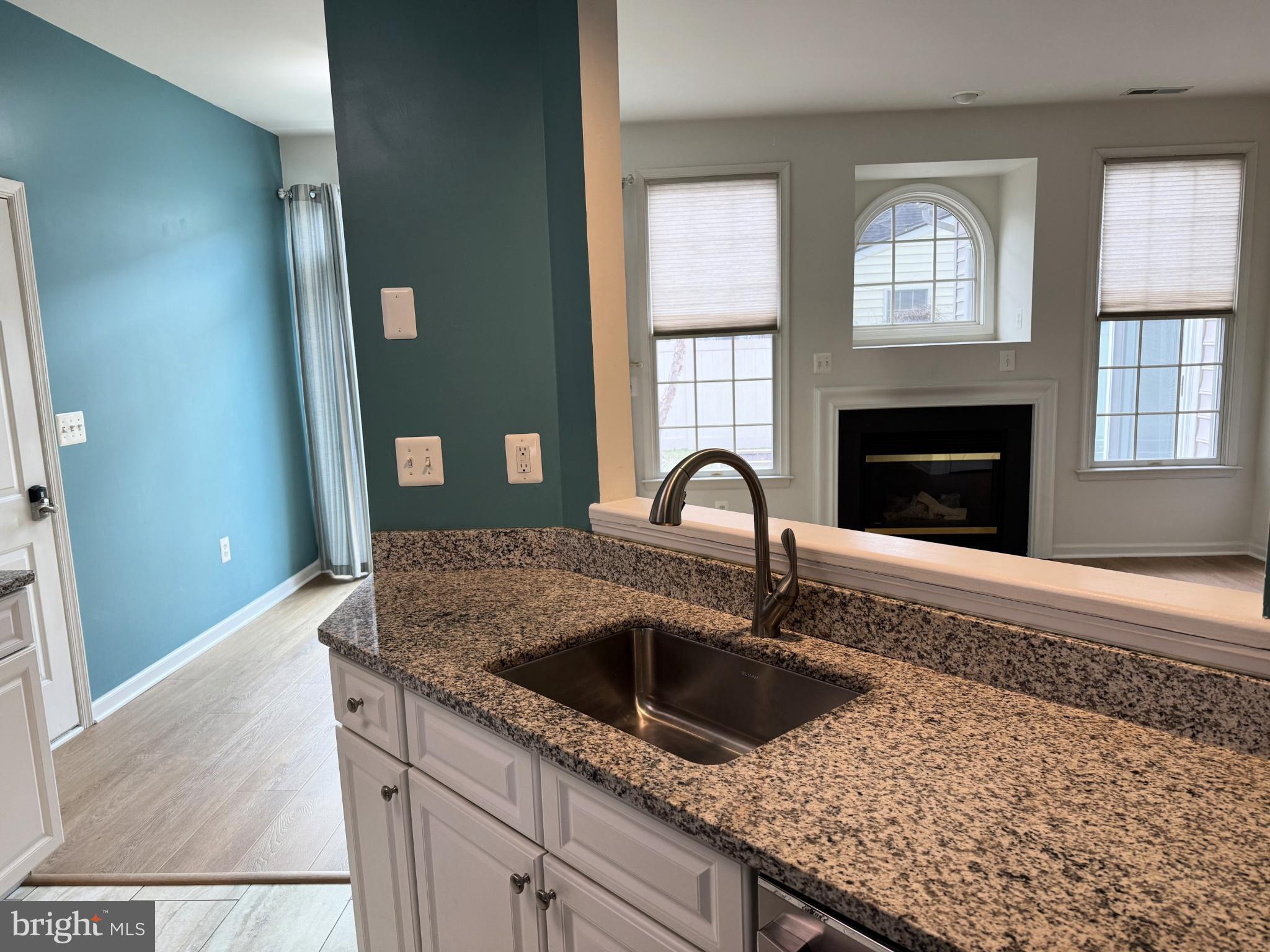 28400 PINEHURST CIRCLE