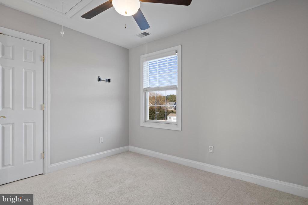 13468 RUSTLING OAKS DRIVE