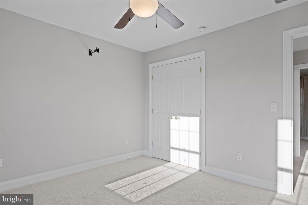 13468 RUSTLING OAKS DRIVE