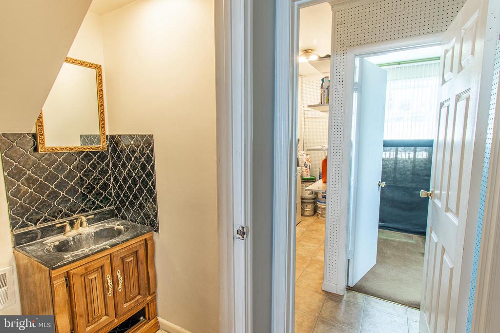 7364 OCEAN GATEWAY