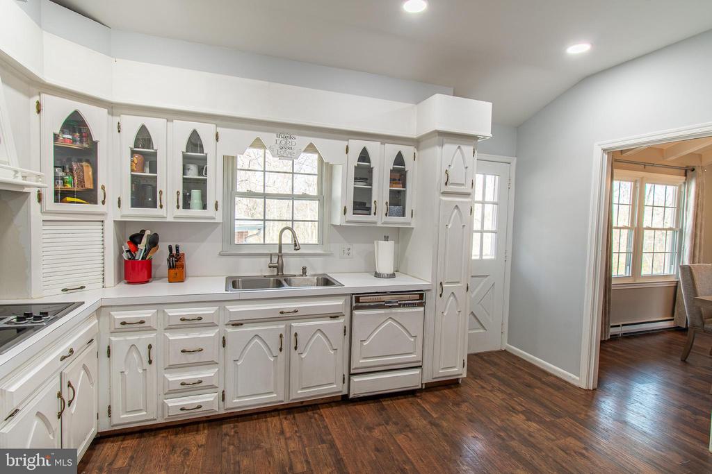 7364 OCEAN GATEWAY
