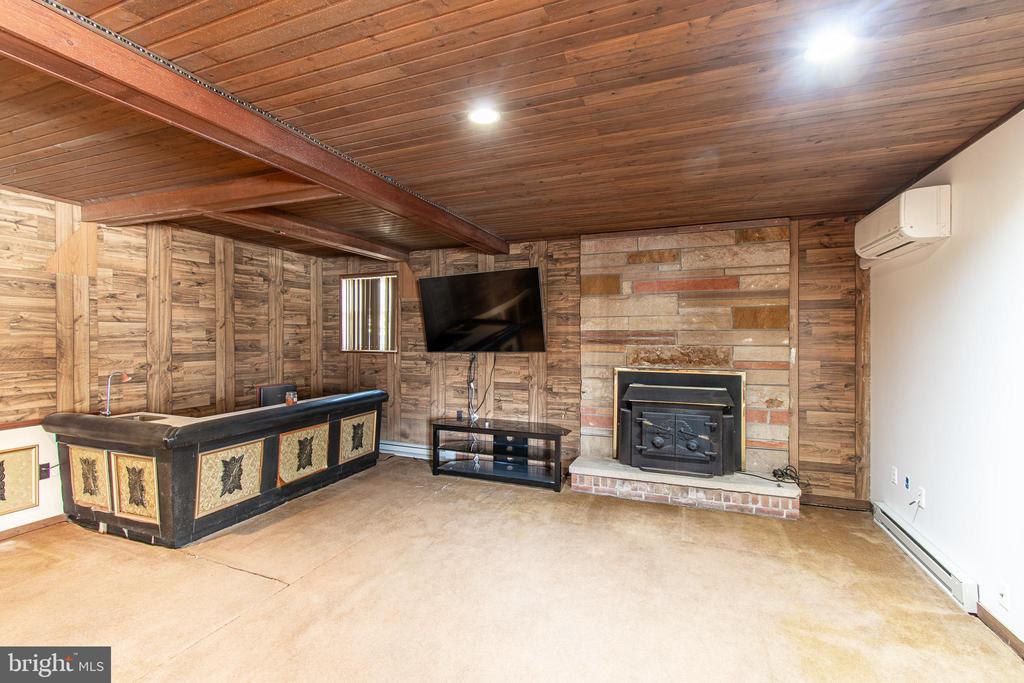 7364 OCEAN GATEWAY
