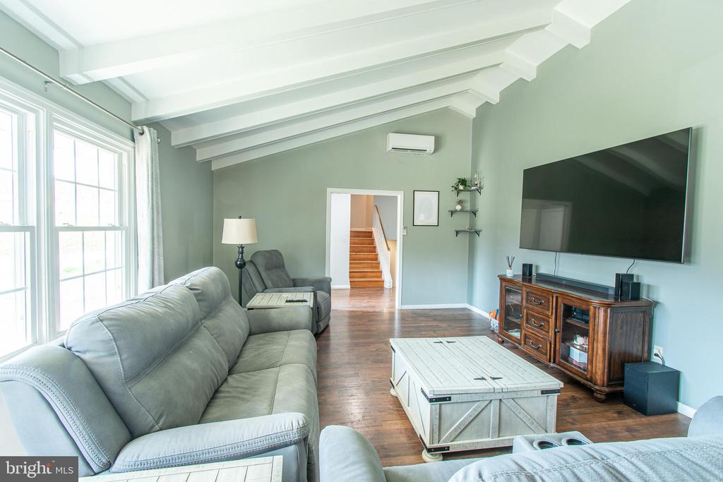 7364 OCEAN GATEWAY
