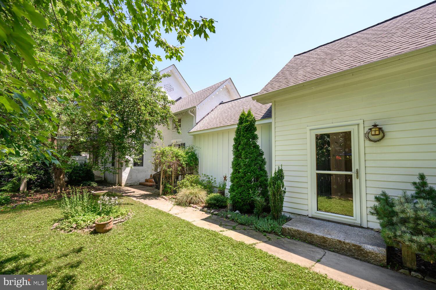 506 GOLDSBOROUGH STREET