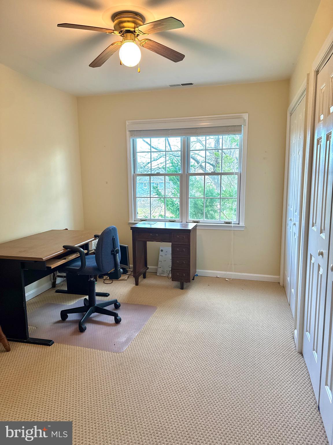 102 J L THOMPSON STREET B 2B