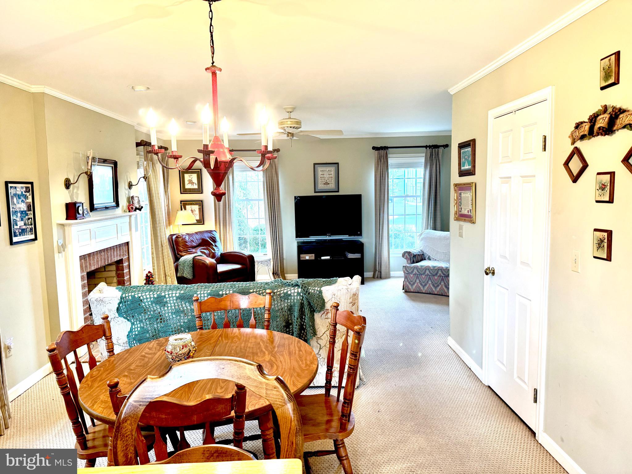 102 J L THOMPSON STREET B 2B