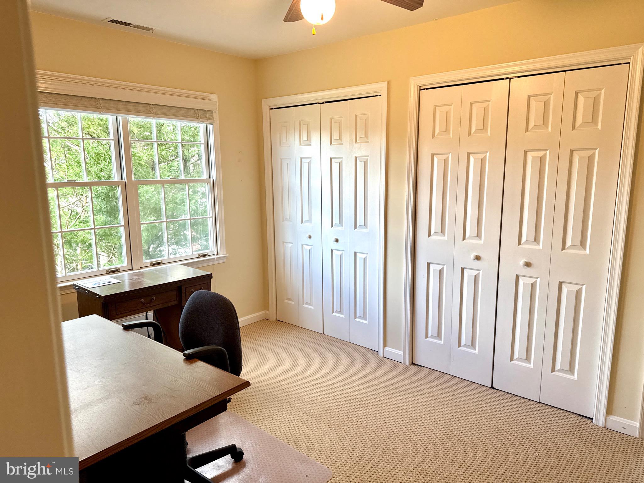 102 J L THOMPSON STREET B 2B