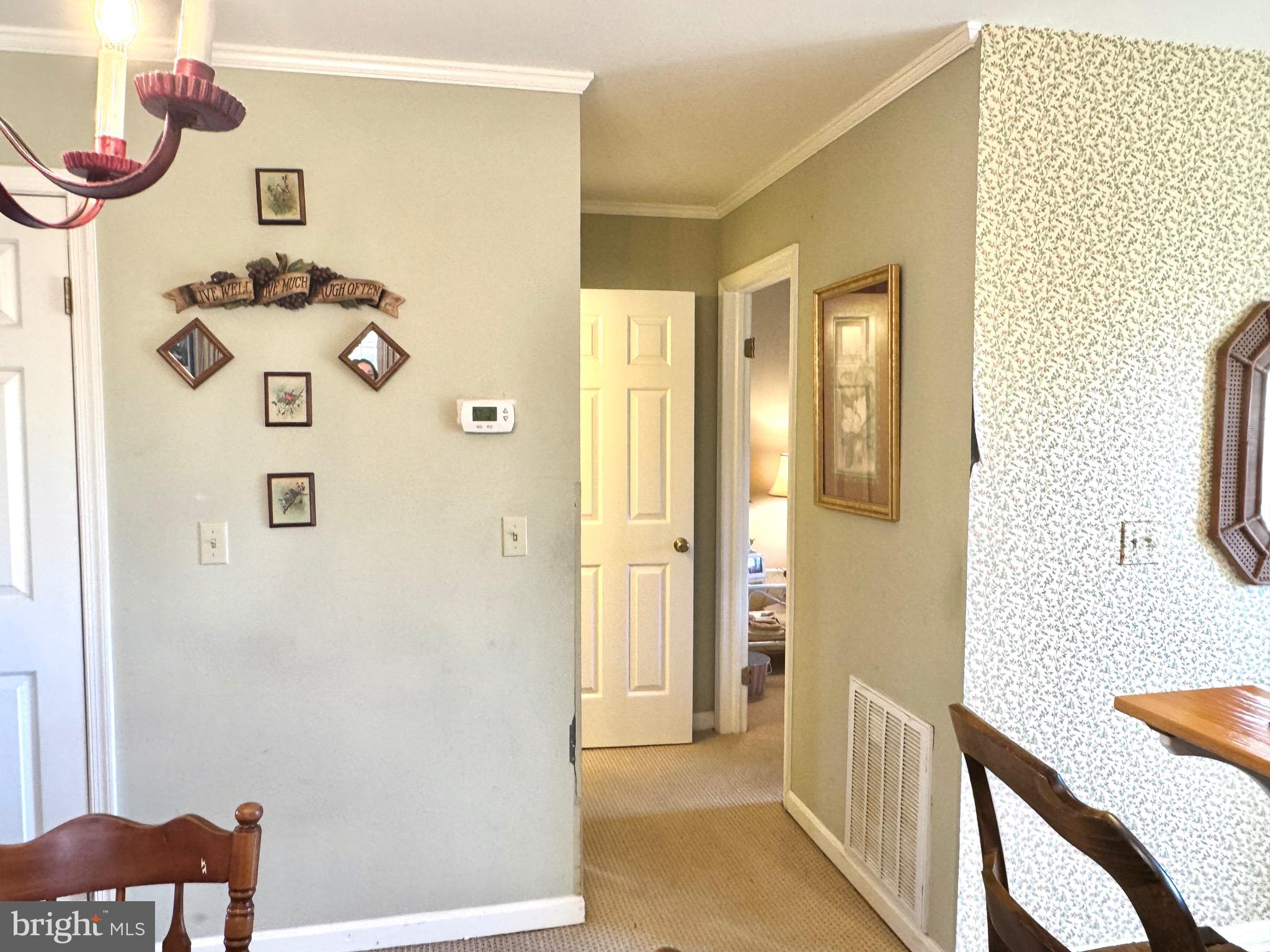 102 J L THOMPSON STREET B 2B