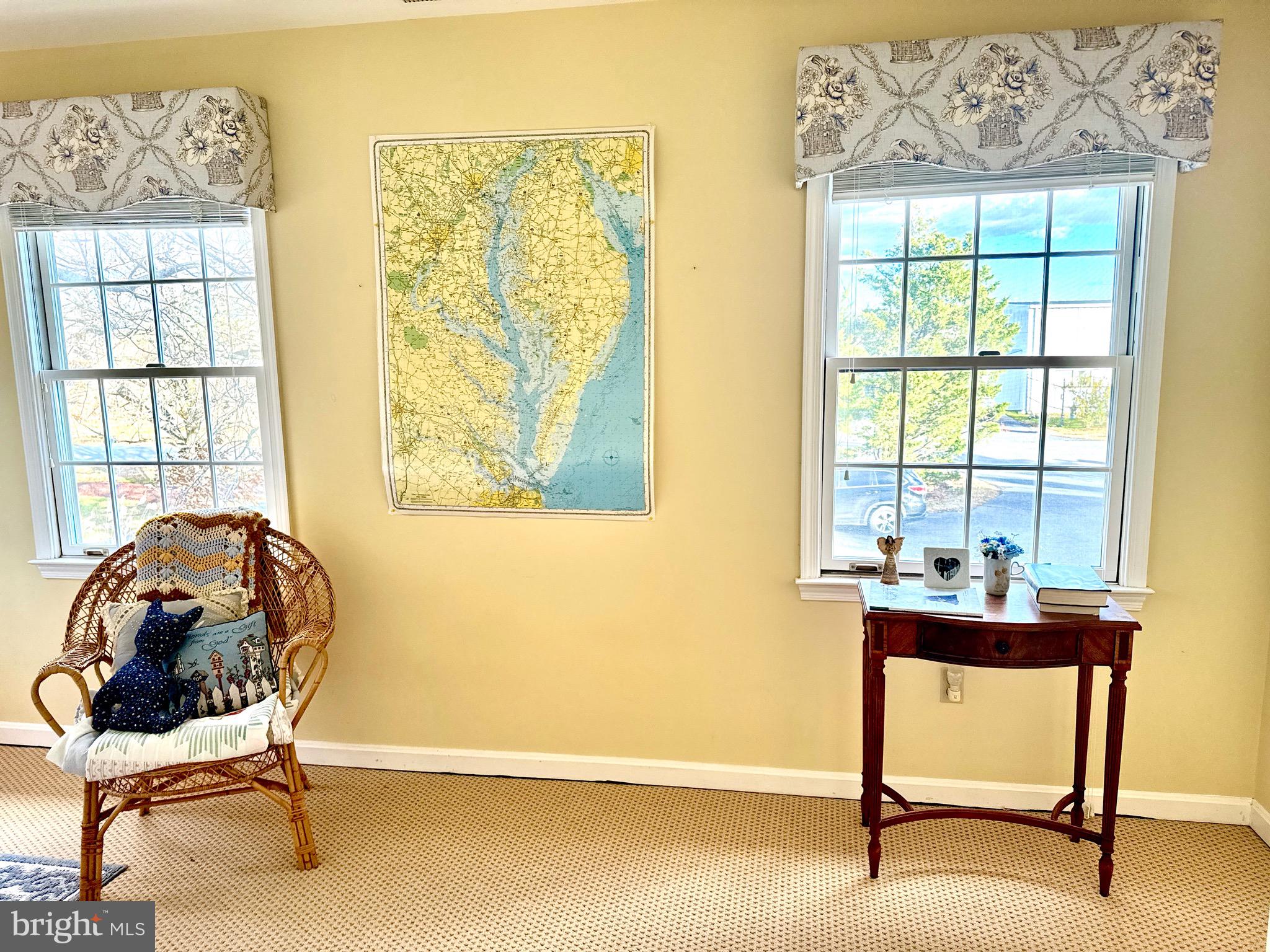 102 J L THOMPSON STREET B 2B