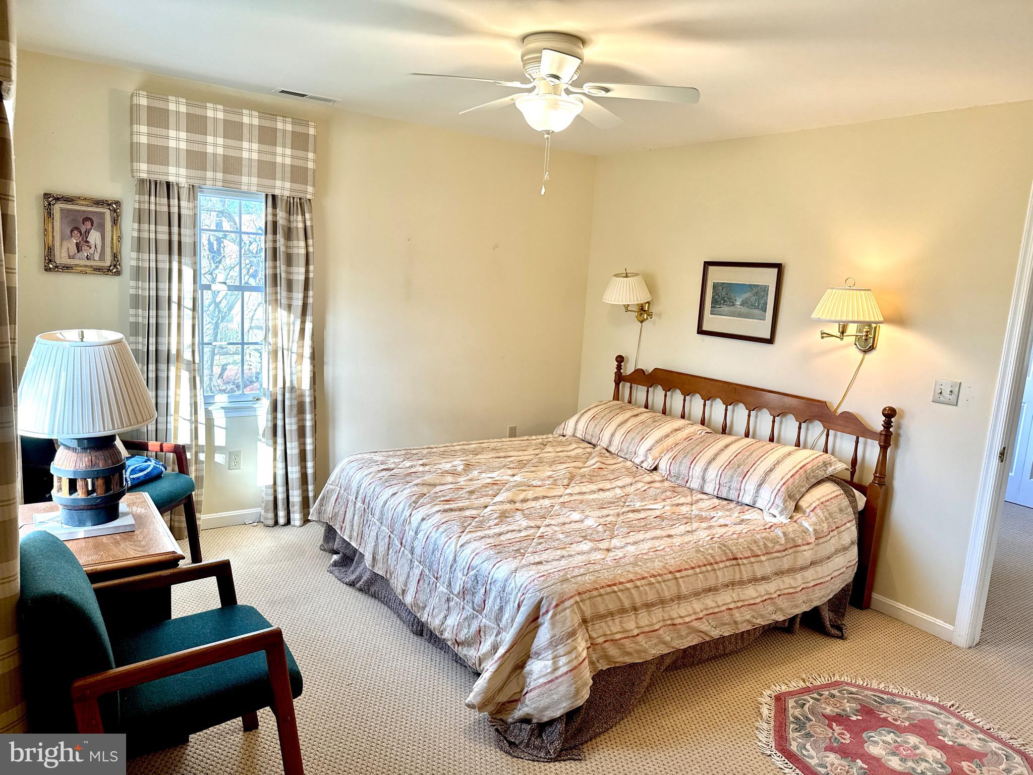 102 J L THOMPSON STREET B 2B