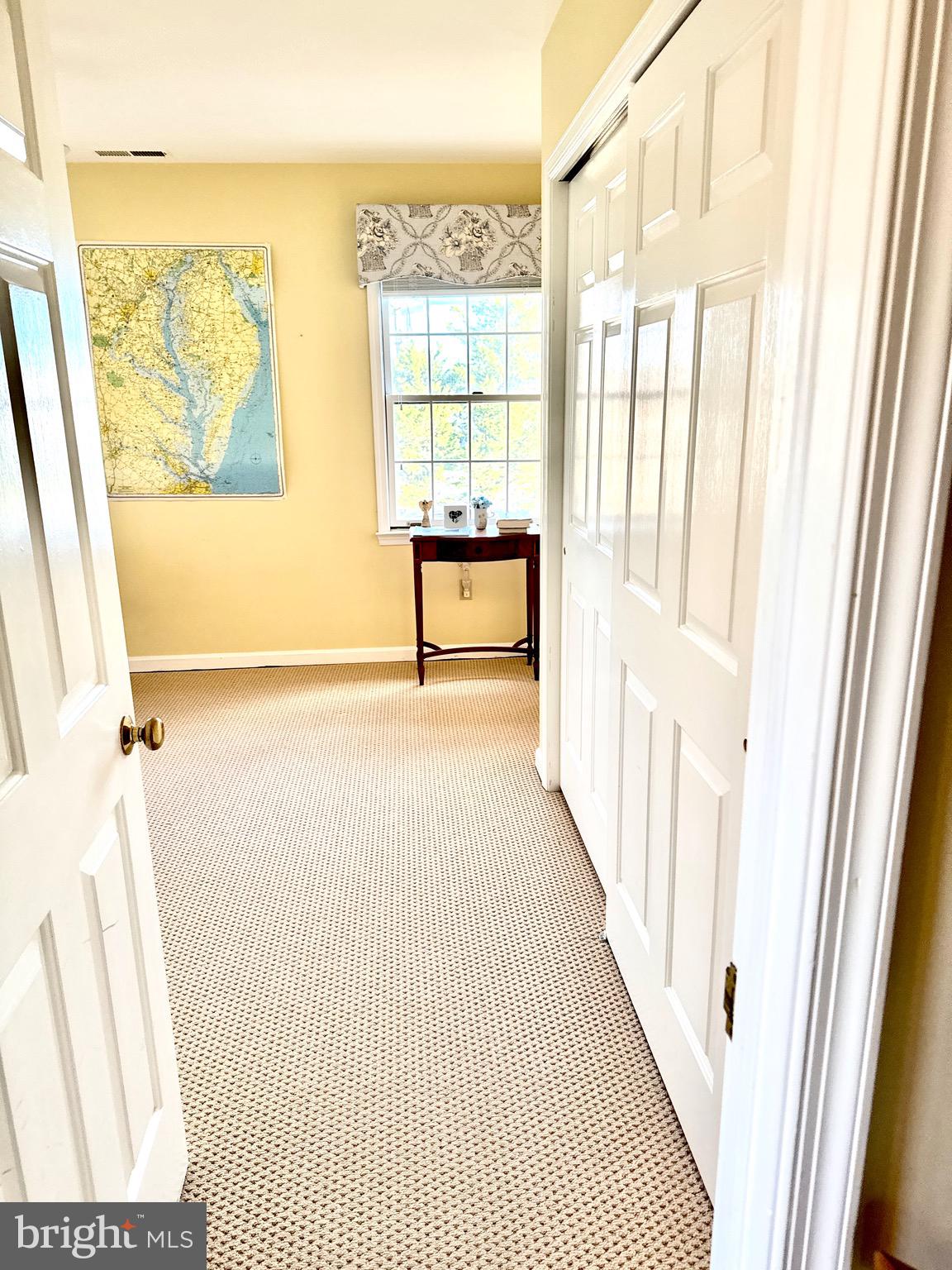 102 J L THOMPSON STREET B 2B