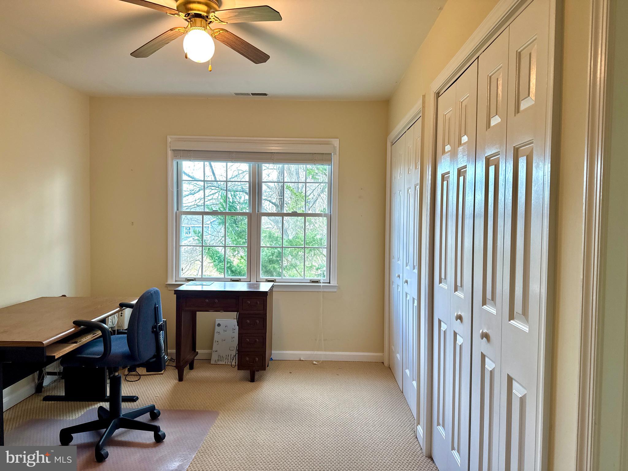 102 J L THOMPSON STREET B 2B