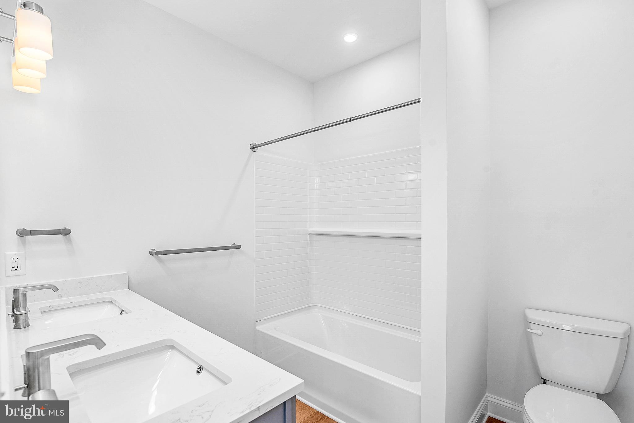 123 S WASHINGTON ST 202