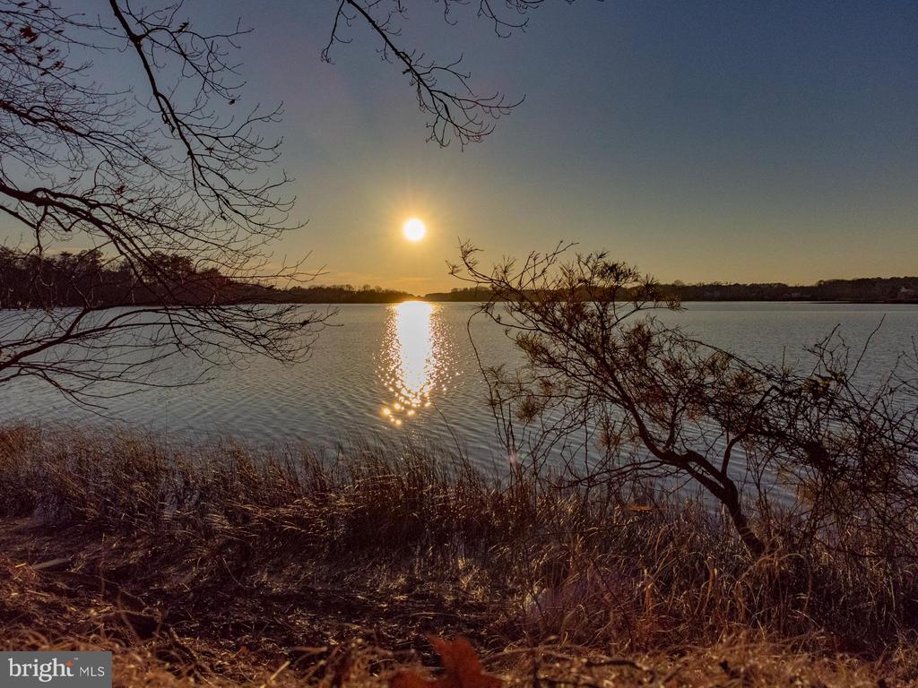 CODS POINT ROAD